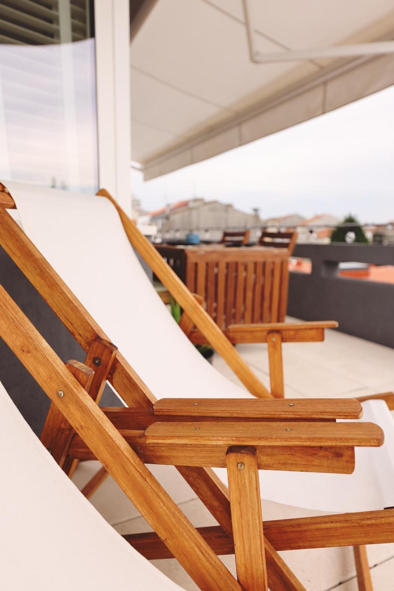 Boavista Sunlit Duplex With Terrace Porto Exterior foto